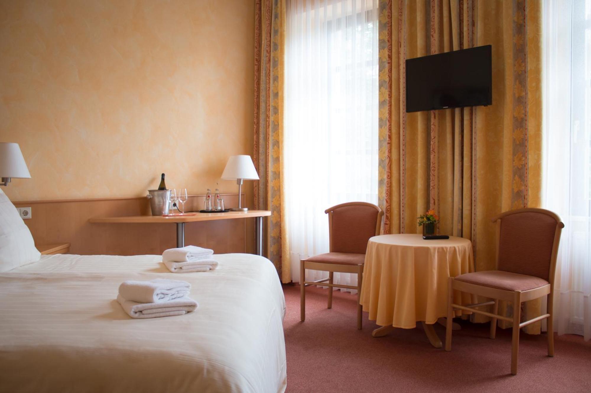 Hotel Bremerhof Kaiserslautern Ruang foto